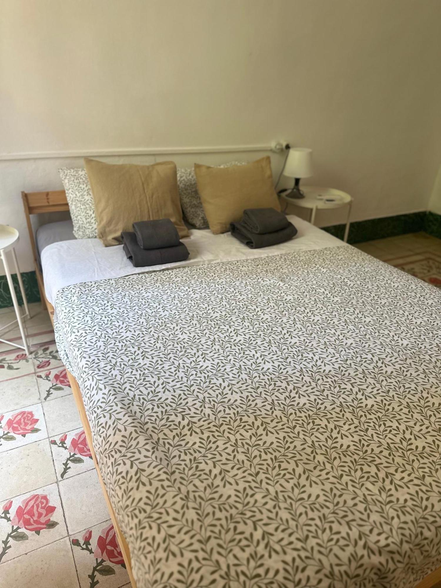 Habitacion Con Bano Privado 1 Cama De Matrimonio Valencia Buitenkant foto